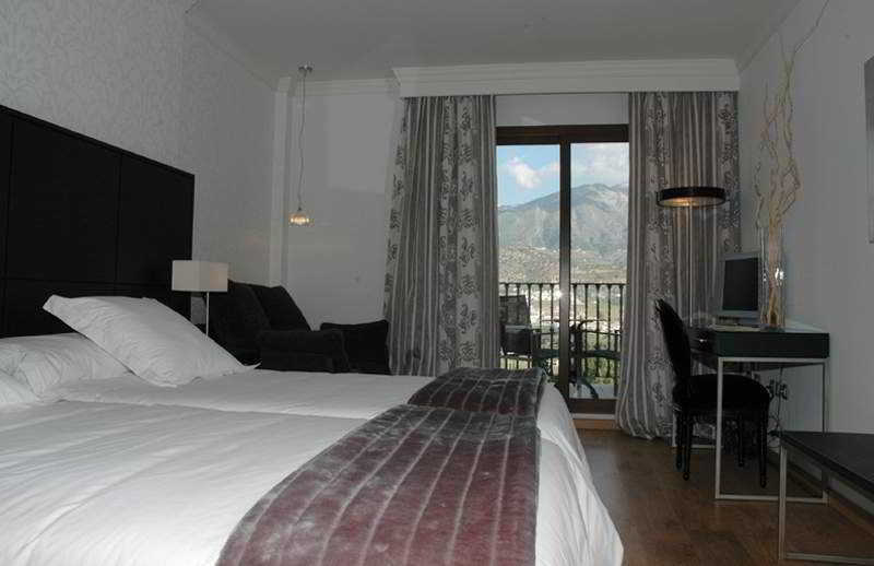 B Bou Hotel La Vinuela & Spa Dış mekan fotoğraf